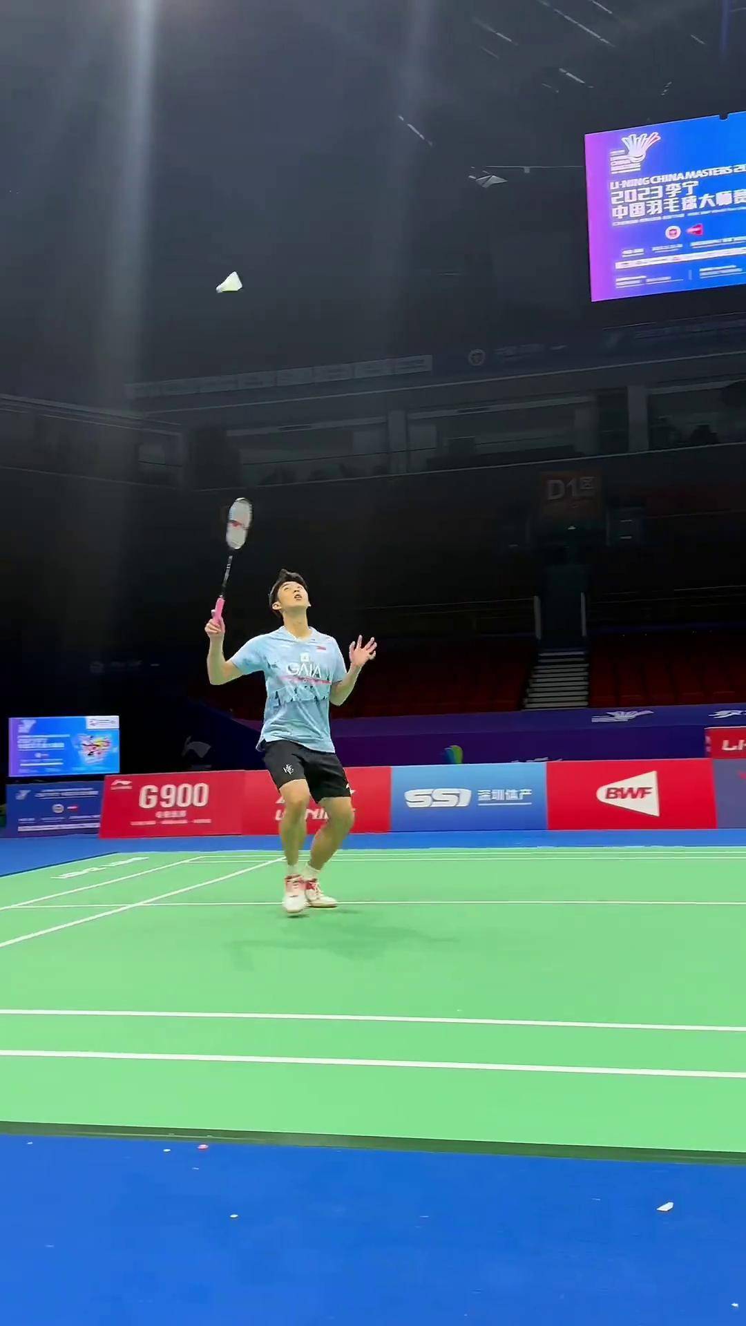 出更多调整 出更多调整