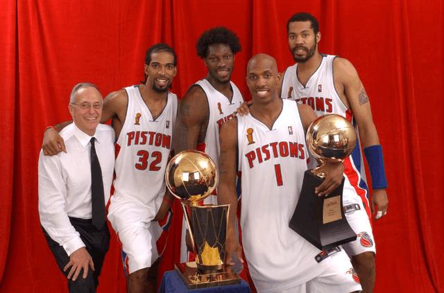 层在年轻球 层在年轻球