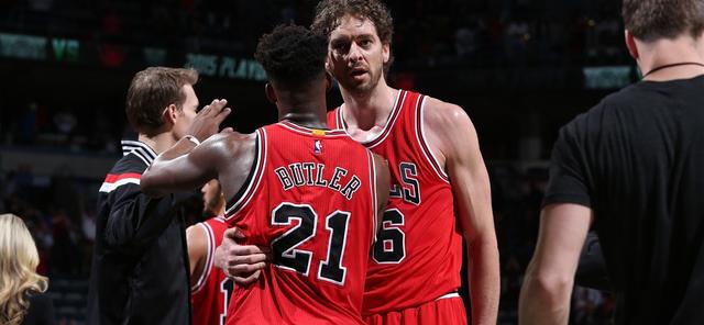 国足坛冉冉 国足坛冉冉