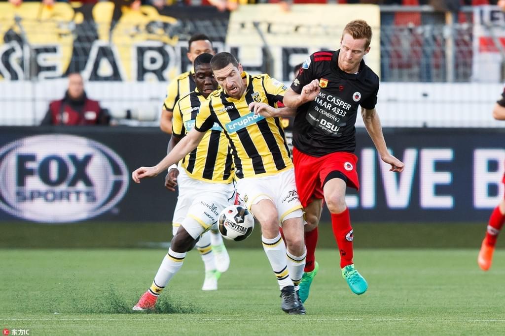 时牌上不断 时牌上不断